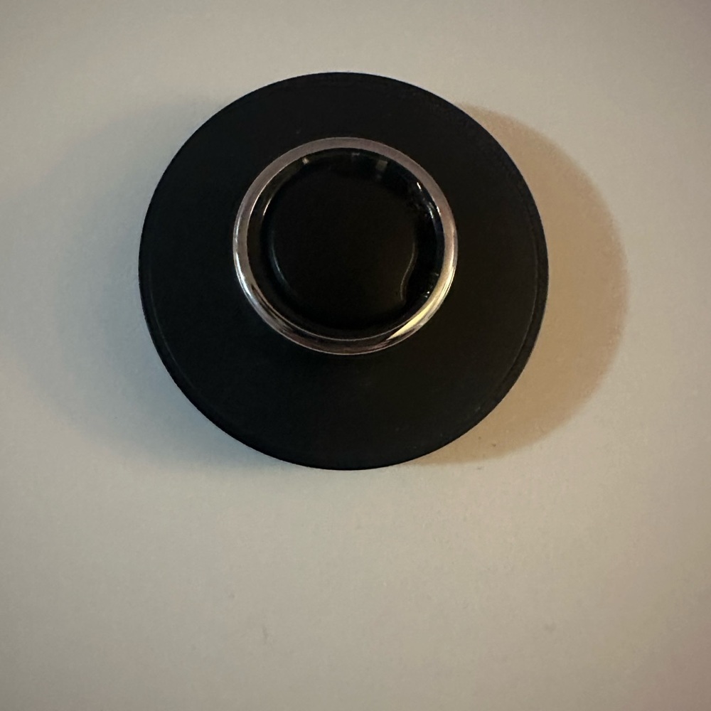 Black and Silver Round Accessory